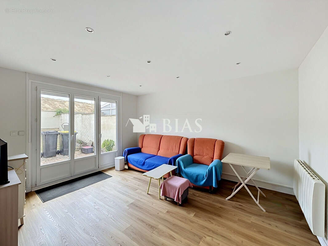 Maison 64 m² à Louviers  - photo 3