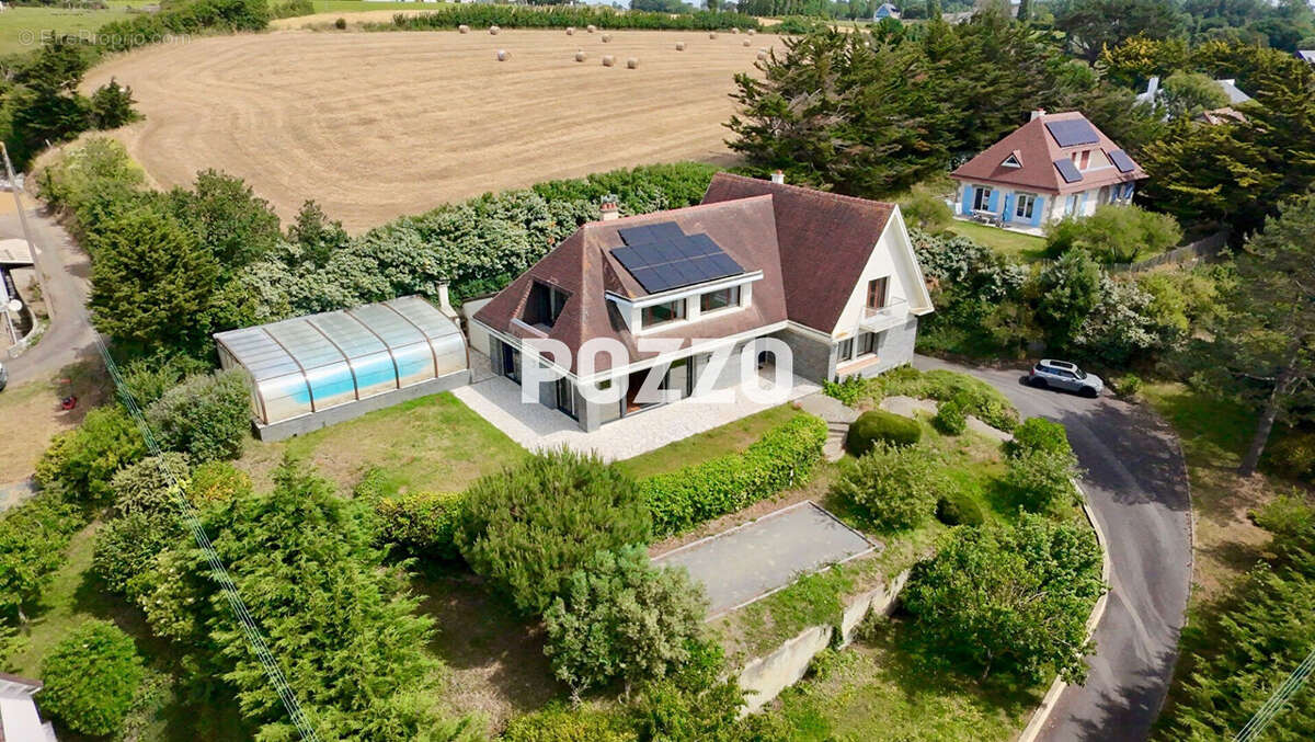 Maison Granville 9 pièce(s) 260 m2 - VUE MER - PISCINE - 7 CHAMBRES - MANDAT CLE - photo 2