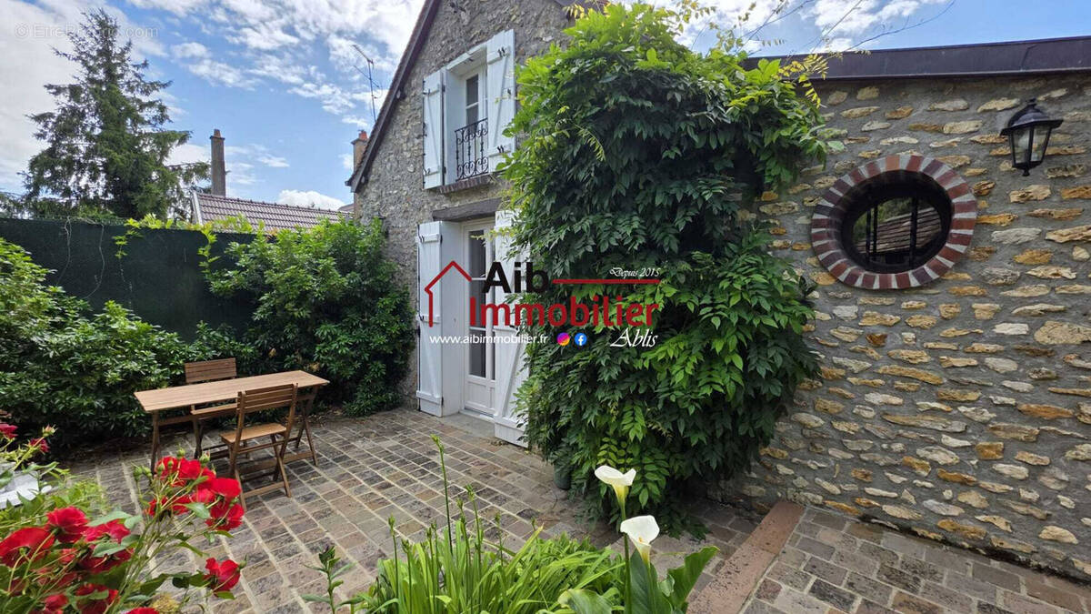 Maison à ABLIS