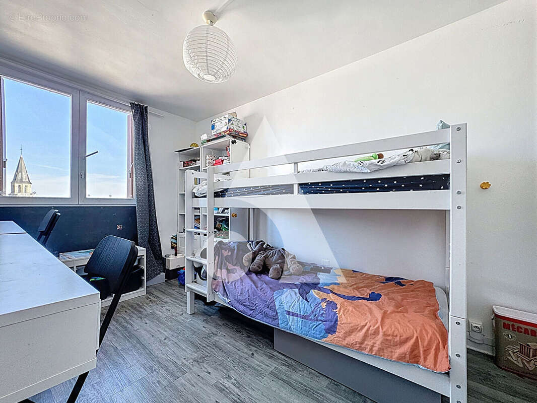 Appartement à RUEIL-MALMAISON