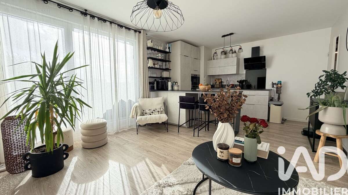 Photo 5 - Appartement à MOISSY-CRAMAYEL