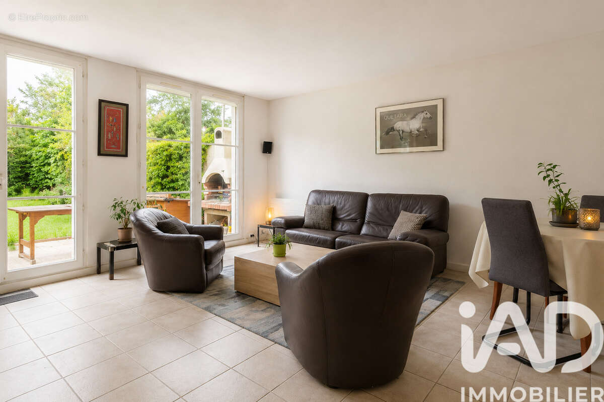 Maison 105 m² à Eragny  - photo 3