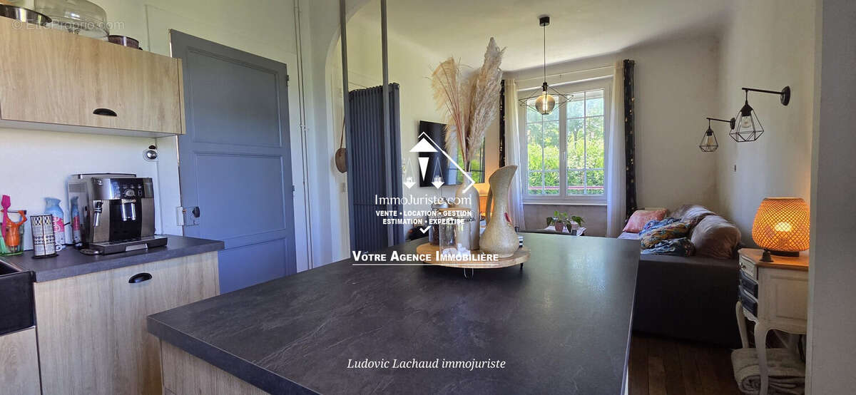 Maison à CONDAT-SUR-VIENNE