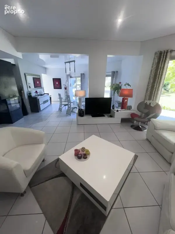 MAISON AU CALME avec 3600 m2 constructibles - photo 10