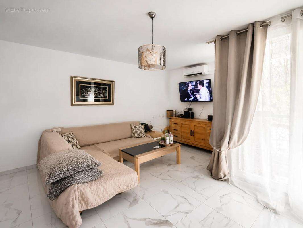 À vendre en exclusivité – t4 rénové – dernier étage avec balcon - photo 2