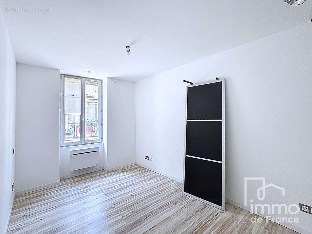 Appartement à BELLEGARDE-SUR-VALSERINE