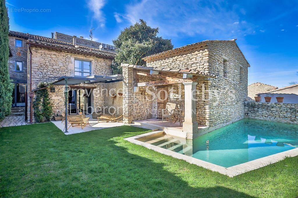 Maison à GOULT
