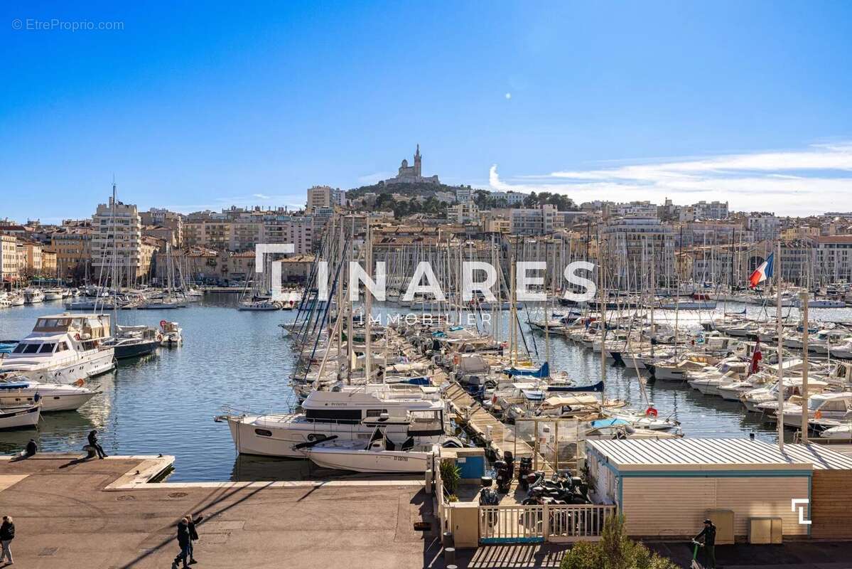 Appartement à MARSEILLE-2E