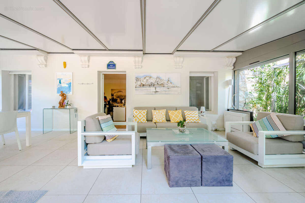 Maison à HYERES