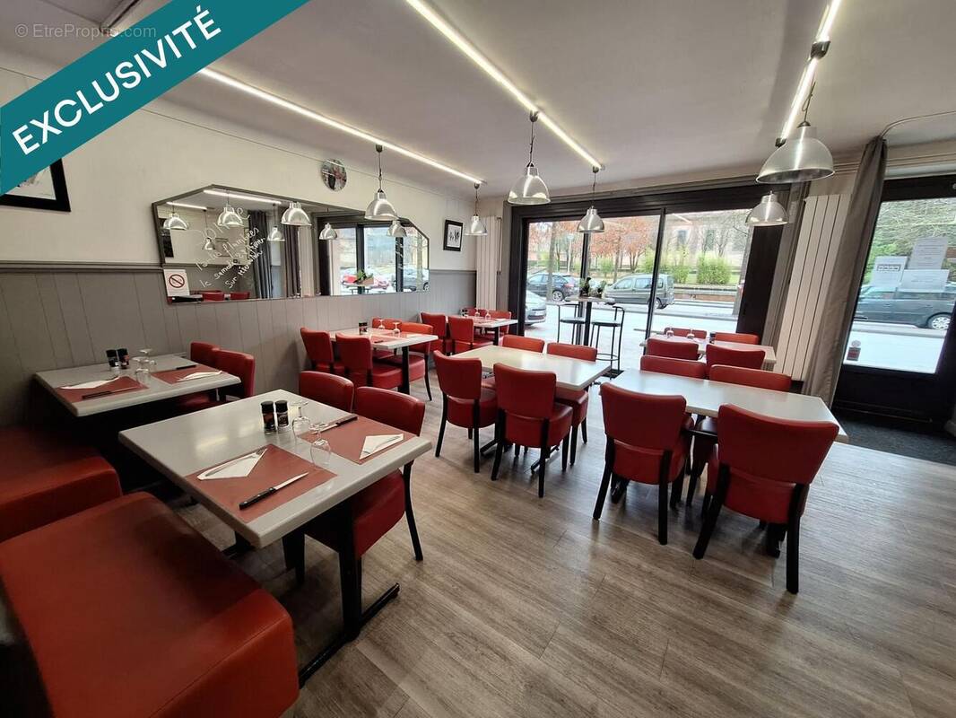 Photo 1 - Commerce à MOYENMOUTIER