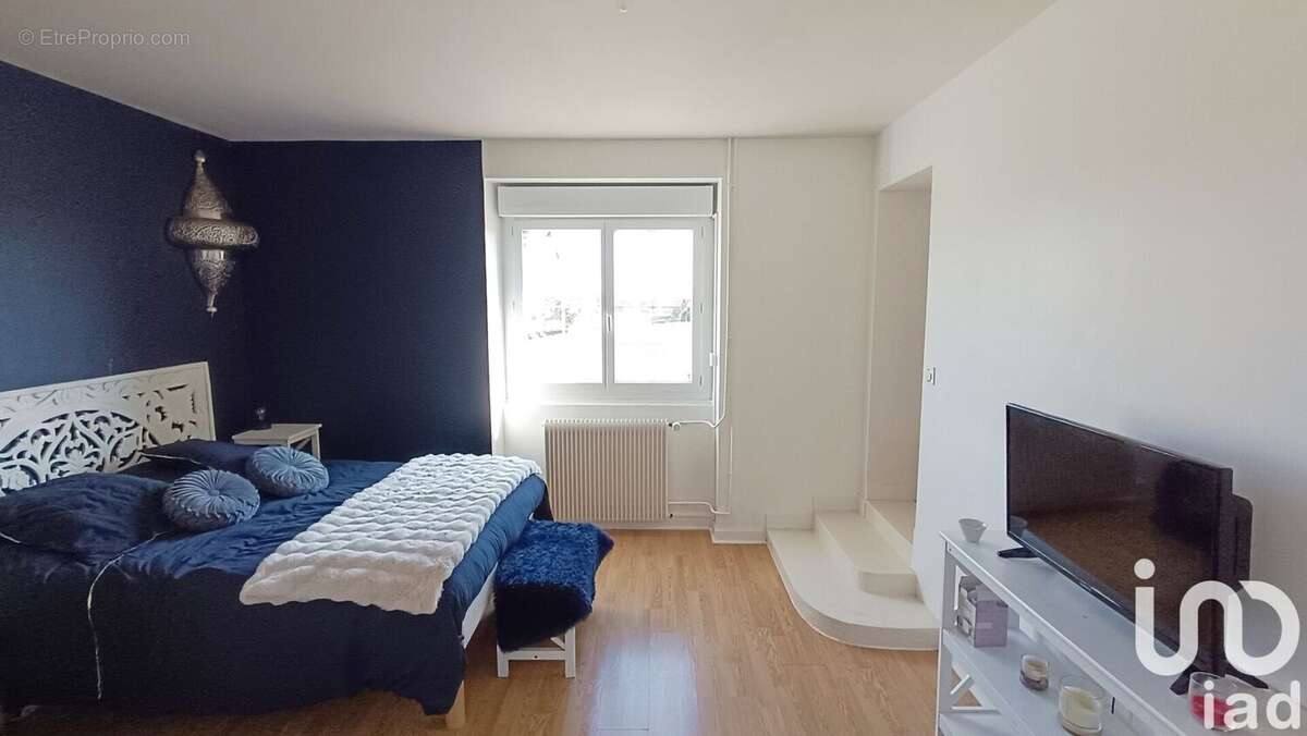 Photo 4 - Maison à SAINT-GENOU