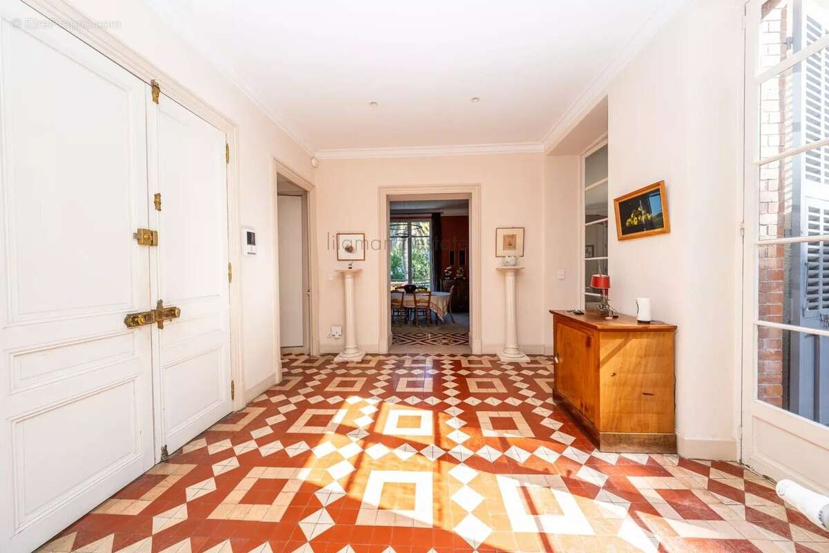 Cannes - villa belle epoque - vue mer - photo 12
