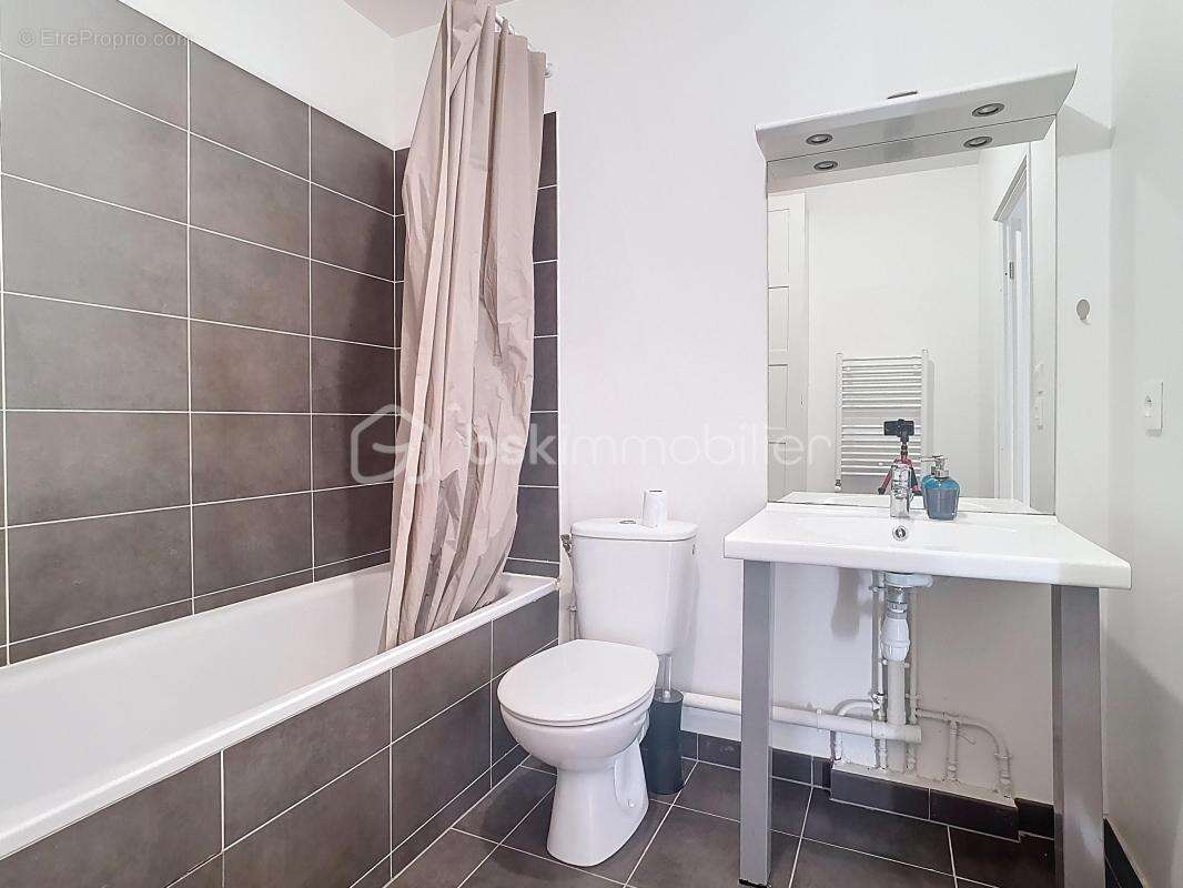 Appartement à TORCY
