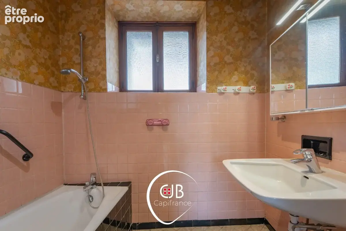Cruet – Maison de vigneron 105 m² avec 135 m² de dépendances - photo 15