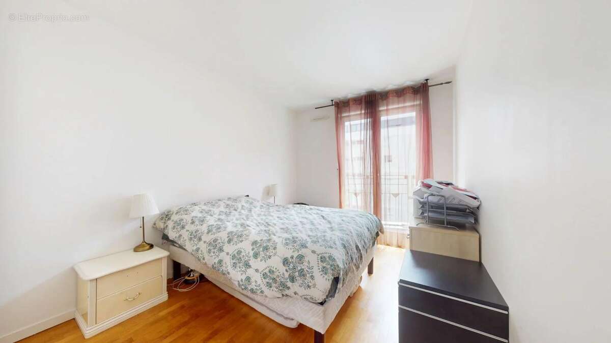 Appartement à MONTIGNY-LE-BRETONNEUX