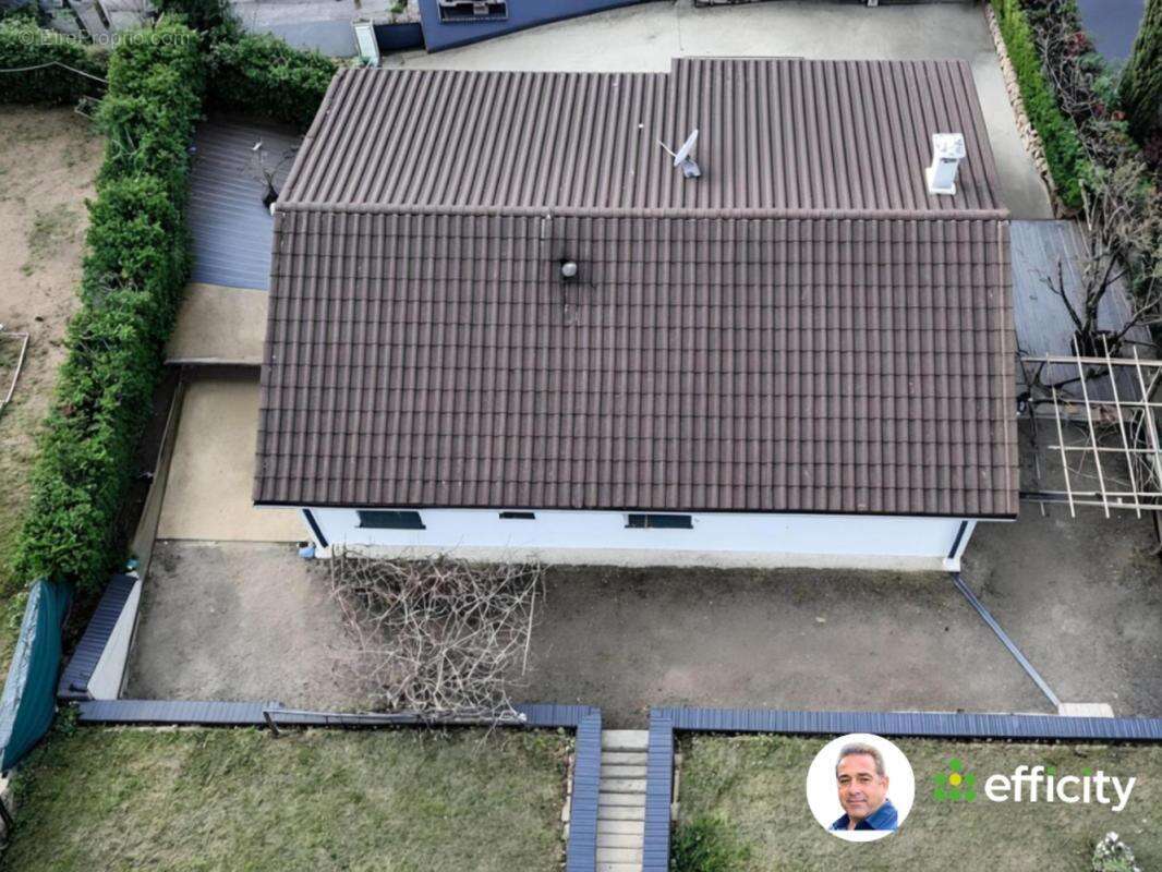 Maison à CHATILLON-SUR-CHALARONNE