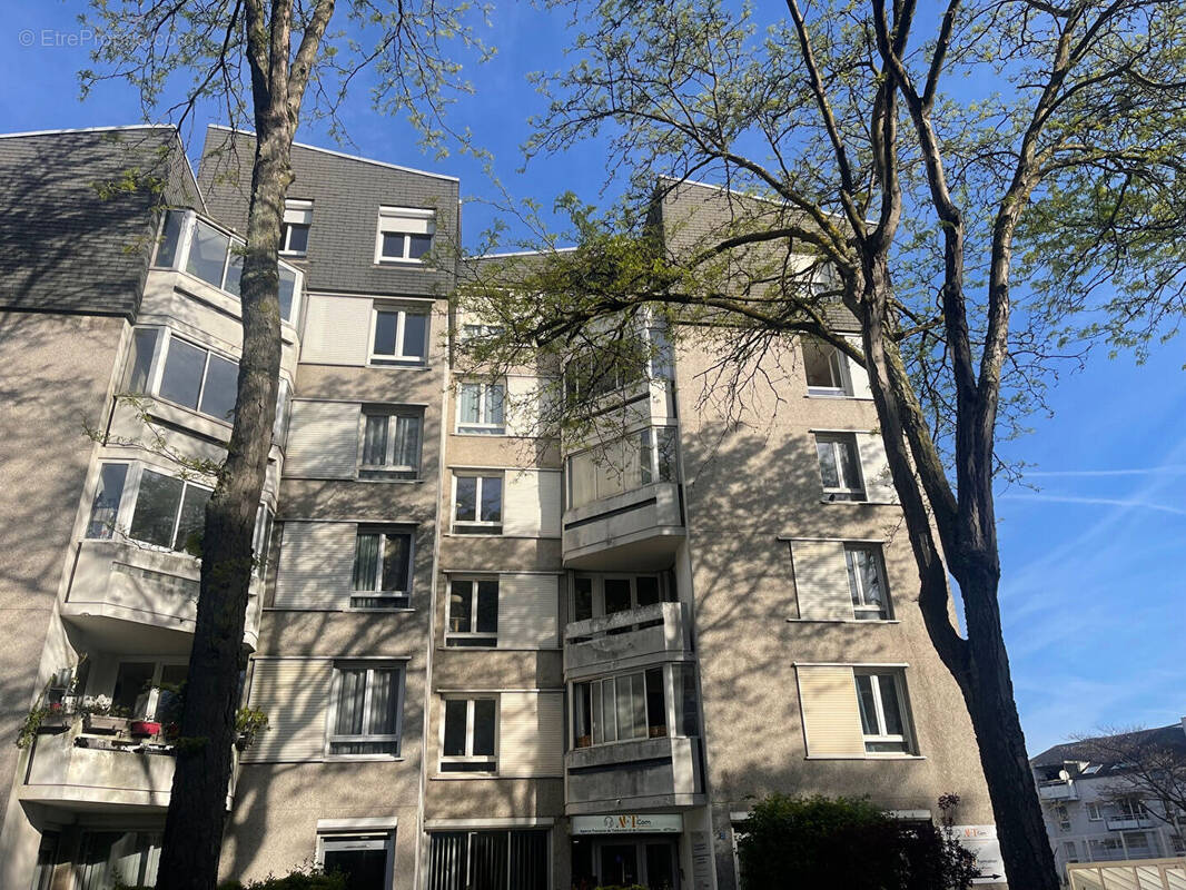 Appartement à IVRY-SUR-SEINE
