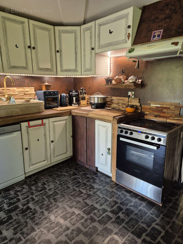 Appartement à SAINT-PIERRE-D'ALBIGNY