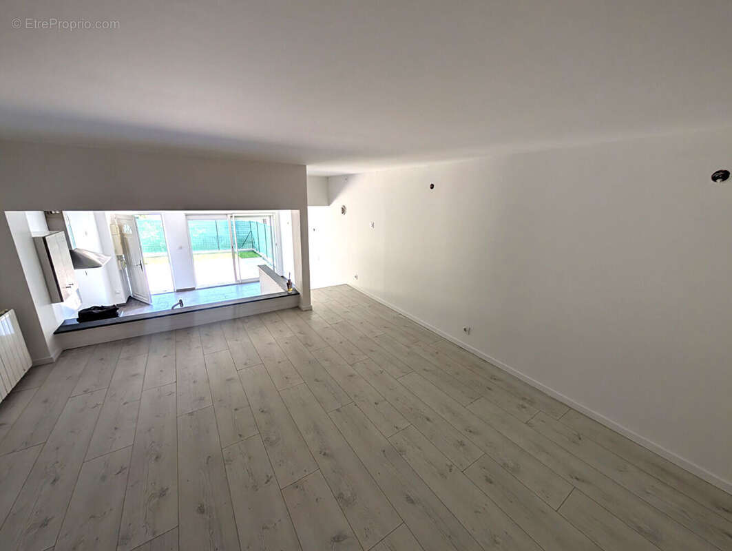 Maison - Chonas L'Amballan - 3 pièces -56 m2 - photo 2