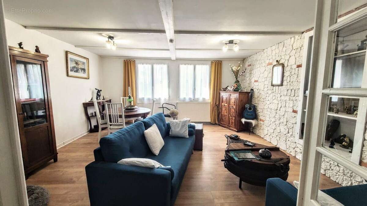 Maison à TOUFFAILLES