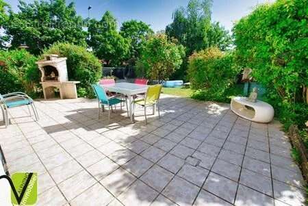 Maison - 90m ² - photo 3