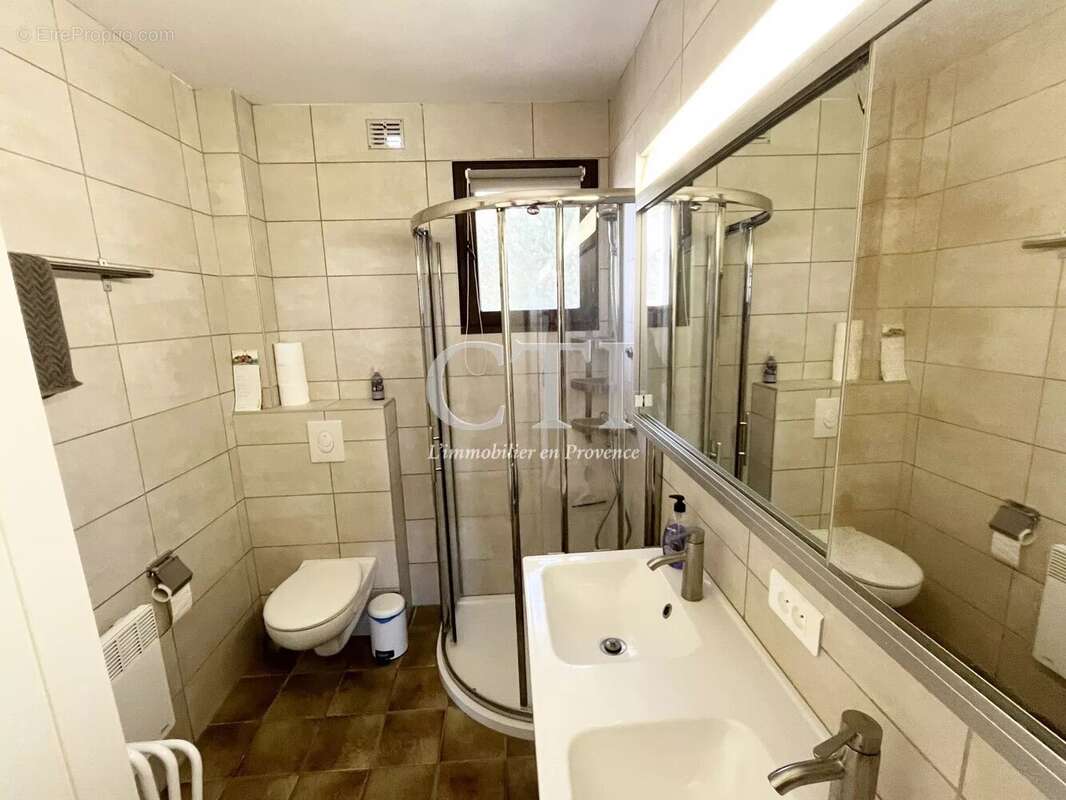 Maison à VAISON-LA-ROMAINE