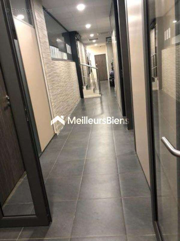 Commerce à VILLEURBANNE