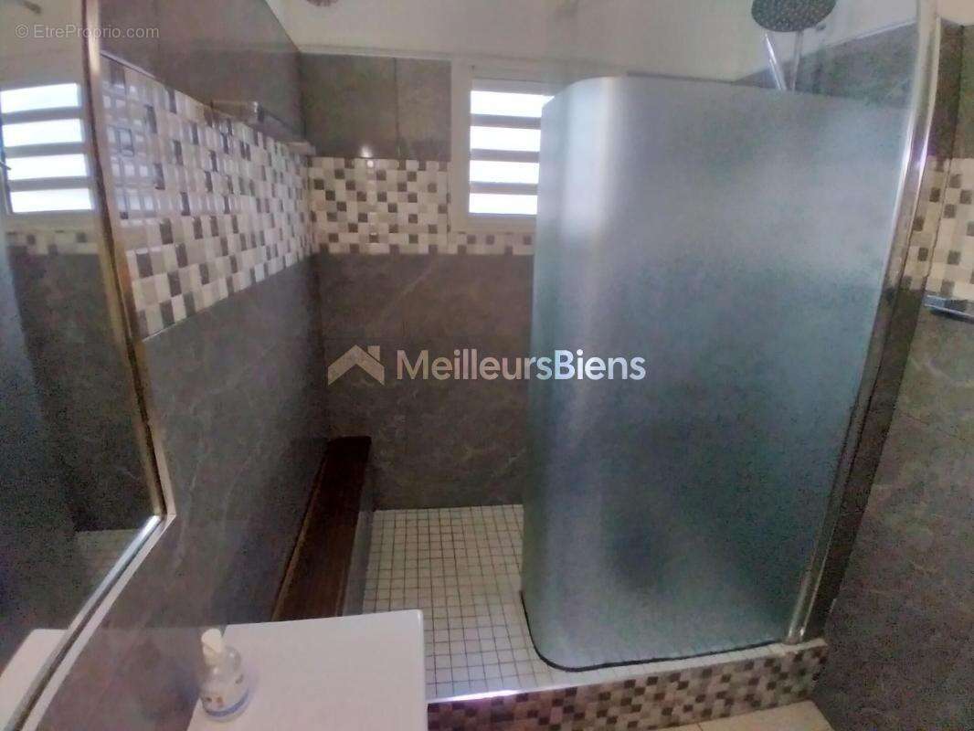 Appartement à SAINT-LEU