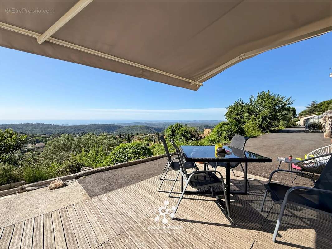 Maison à TOURRETTES-SUR-LOUP