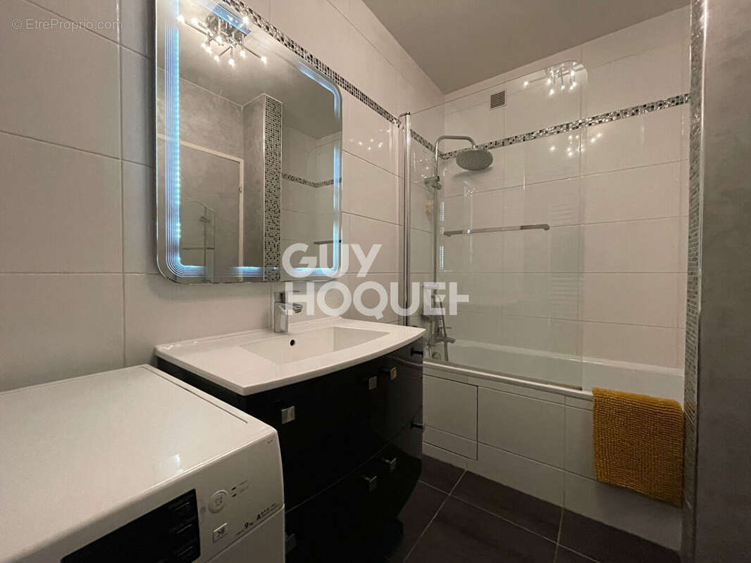Appartement à OZOIR-LA-FERRIERE