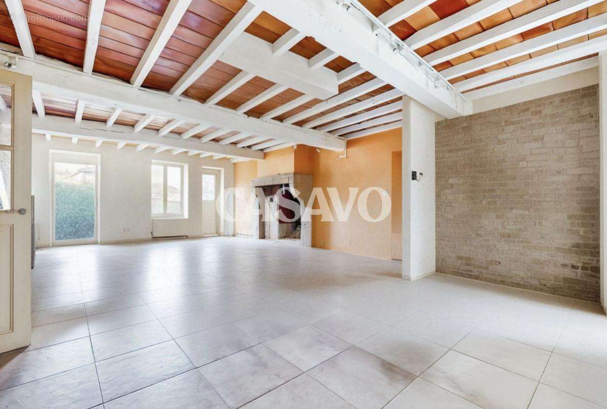 Maison à REVEL-TOURDAN