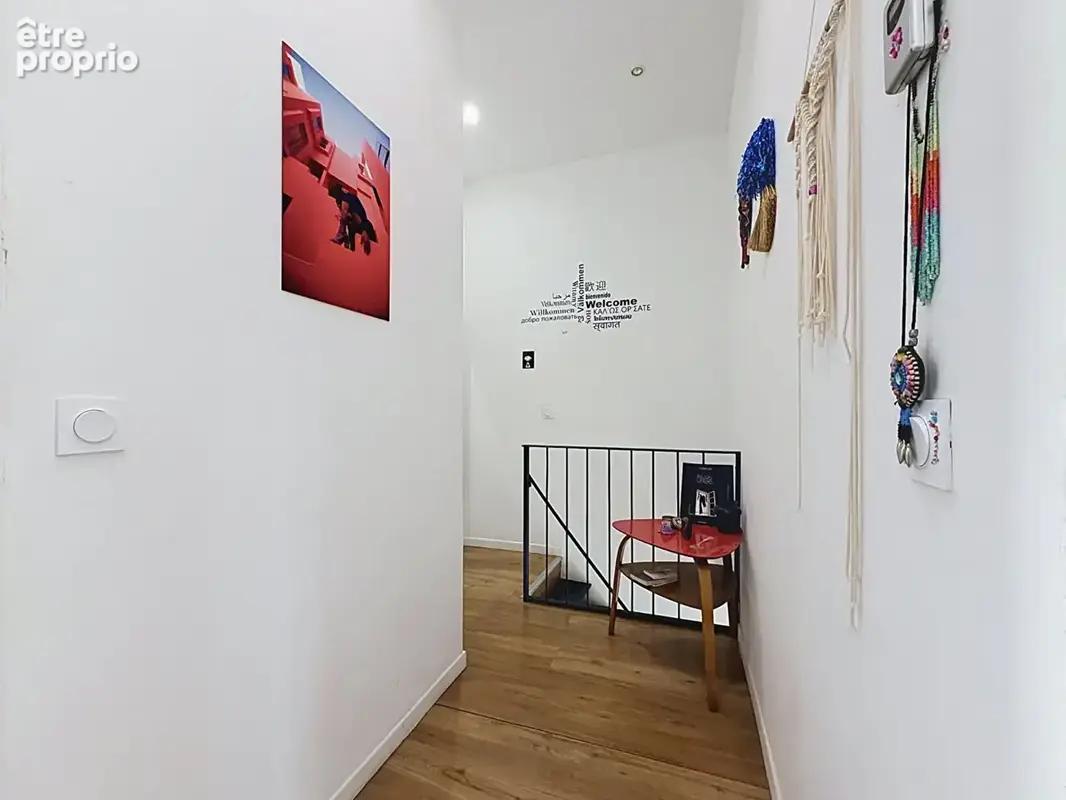 Appartement Marseille T3/4 avec cour CINQ AVENUES - photo 7