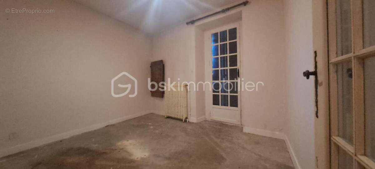 Maison à VERNANTOIS