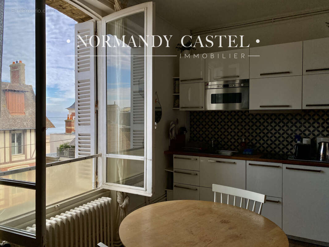 Appartement à TROUVILLE-SUR-MER