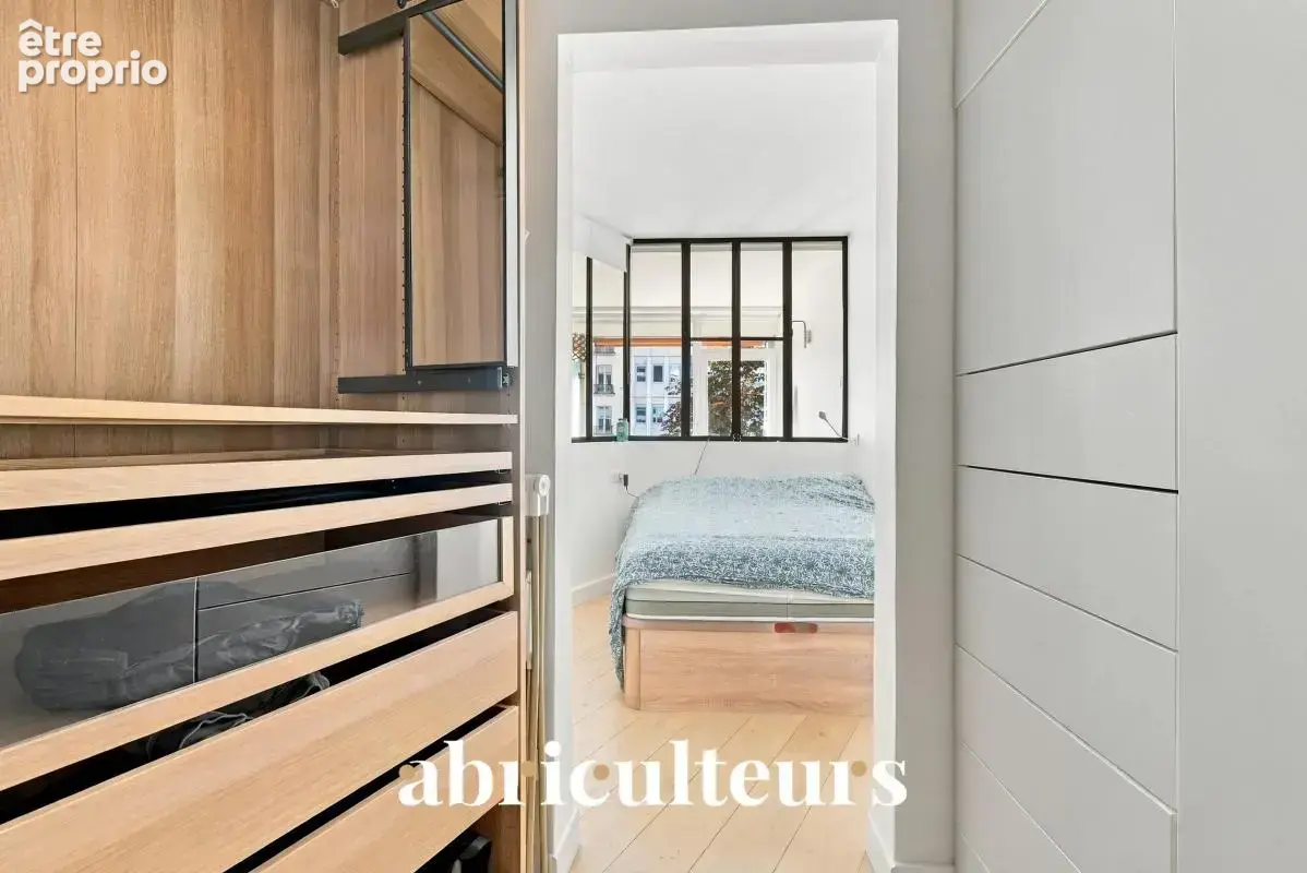 Paris 15e – Studio avec coin nuit et balcon-loggia proche de la tour Eiffel - photo 7