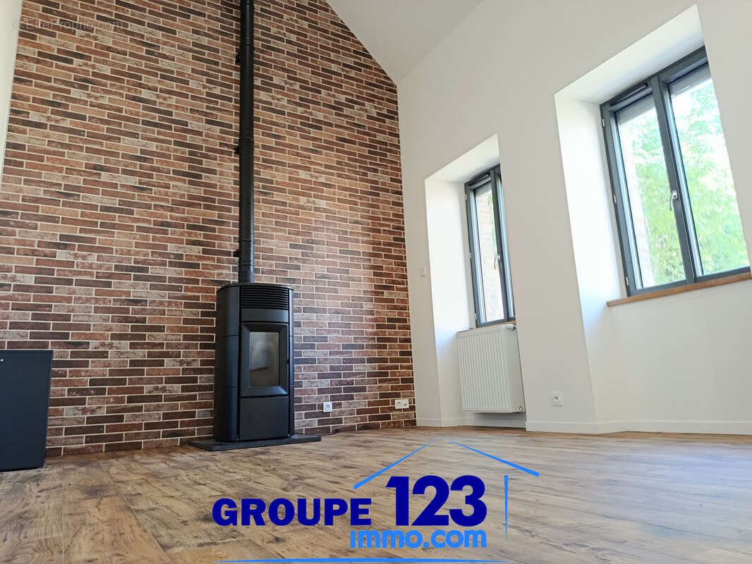 Maison rénovée de 176 m2, 3 ou 4 chambres avec jardin. - photo 2