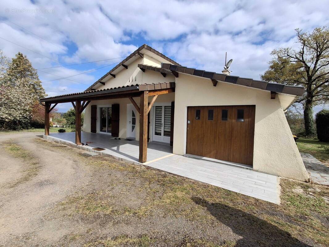 Maison à ROUMAZIERES-LOUBERT