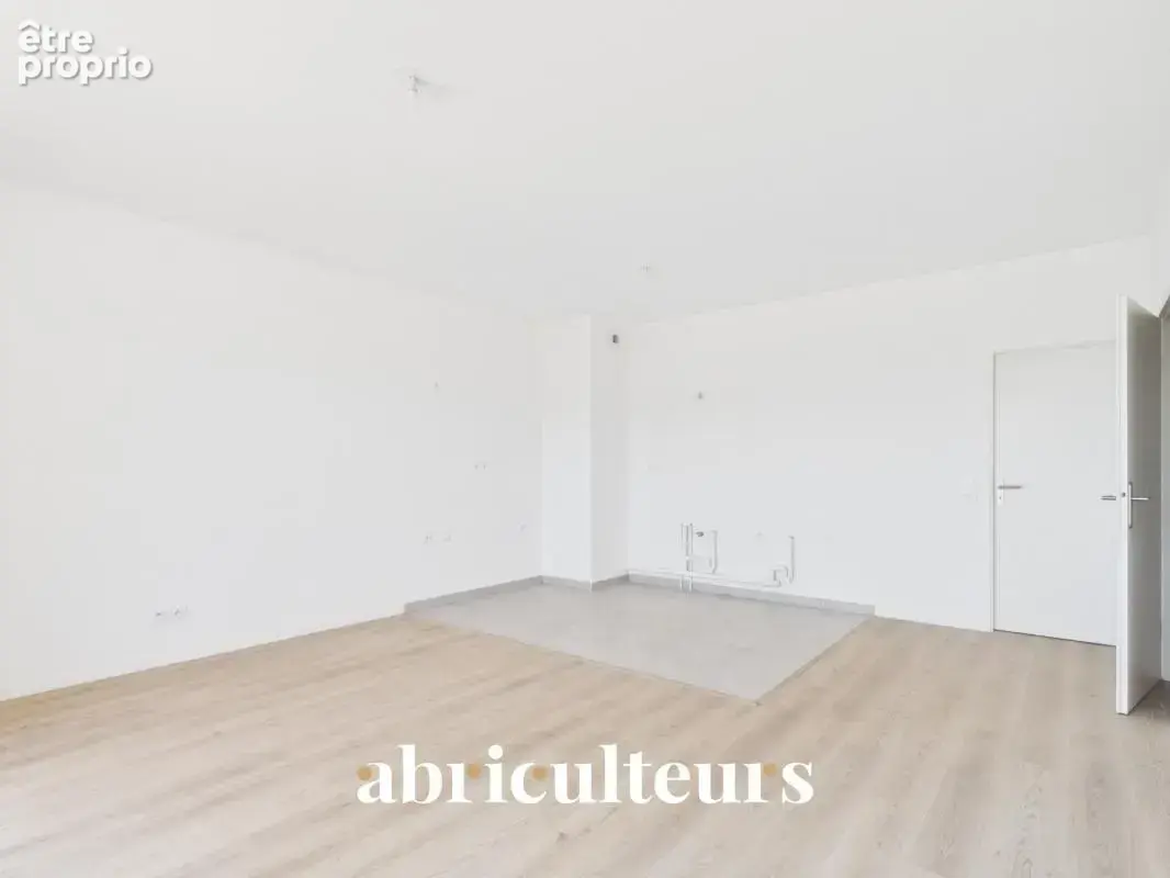 Appartement familial T5 de 91 m² avec terrasses et parkings – Colombes (92700) - photo 3