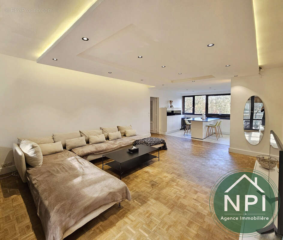 Appartement à VAUX-LE-PENIL