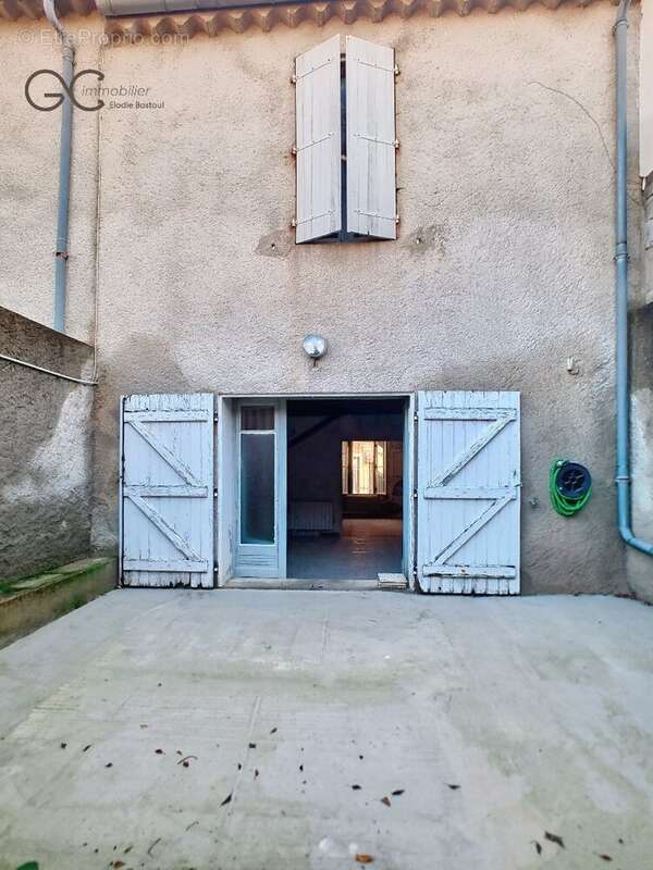 Maison à SAINT-CHINIAN