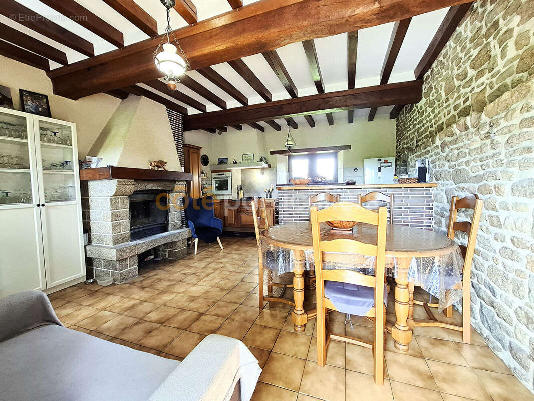 Maison à LE LUOT