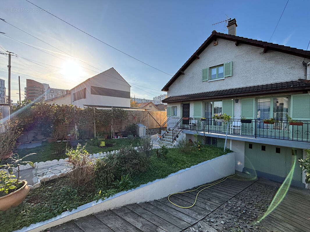 Maison à BEZONS