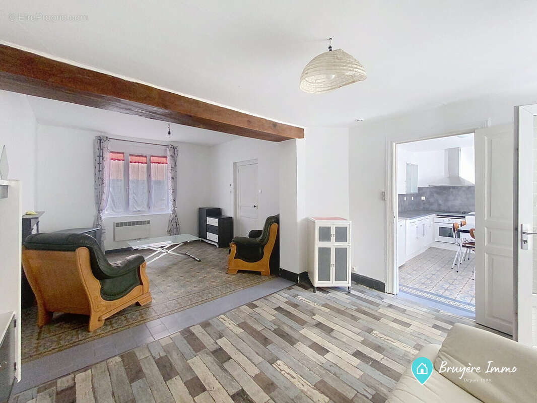 Maison à AULNOYE-AYMERIES