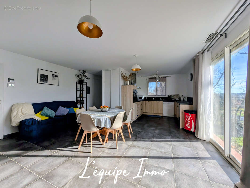 Maison à LOMBEZ