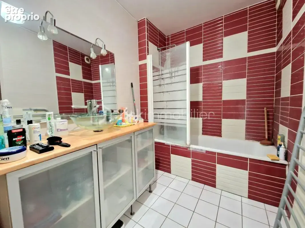 Bel appartement avec jardinet et 2 chambres ! - photo 15