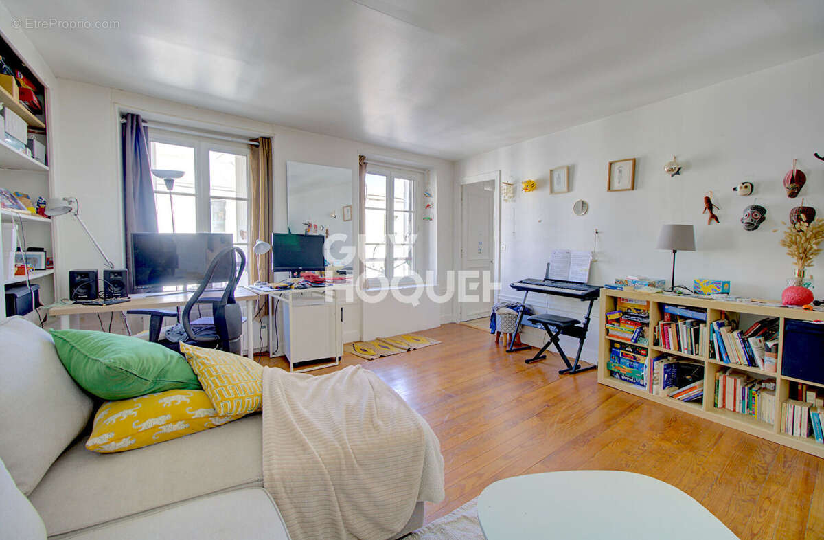 Appartement à PARIS-20E