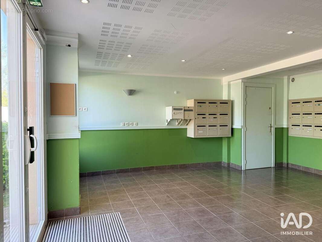 Photo 8 - Appartement à SENS