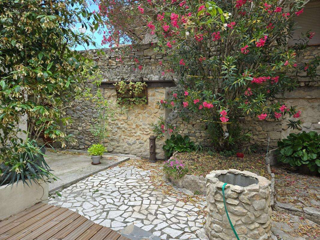 Maison à QUISSAC