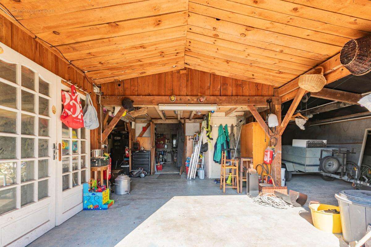 Maison à YVRE-L'EVEQUE