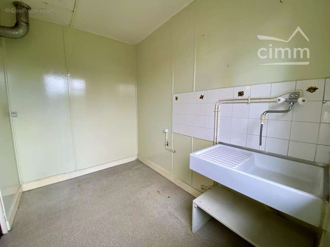 Maison à MONTROND-LES-BAINS